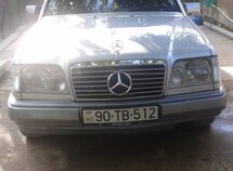 Mercedes E 220