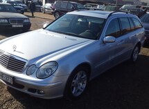 Mercedes E 220