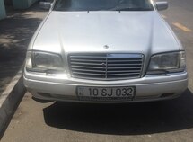 Mercedes C 180