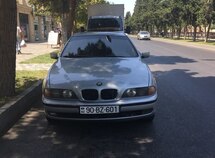 BMW 523