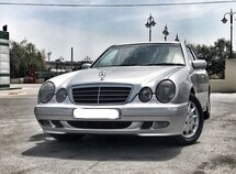 Mercedes E 240