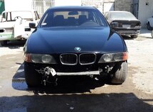 BMW 523