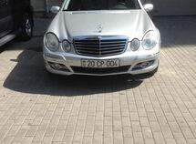 Mercedes E 240