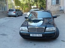 Mercedes C 180