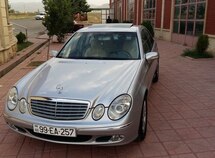 Mercedes E 240