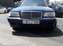 Mercedes C 180