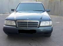 Mercedes C 180