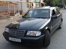 Mercedes C 180