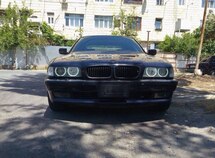 BMW 735