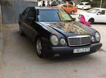 Mercedes E 320