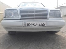 Mercedes E 220