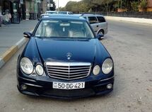 Mercedes E 320