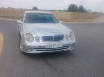 Mercedes E 320