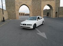 BMW 528