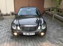 Mercedes E 280