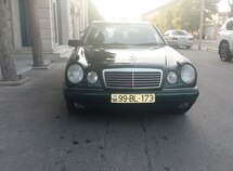Mercedes E 240