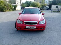 Mercedes C 240