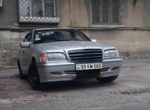 Mercedes C 240