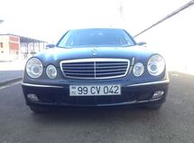 Mercedes E 320