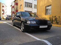 Mercedes C 240