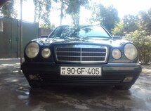 Mercedes E 240
