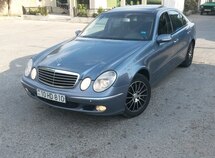 Mercedes E 240
