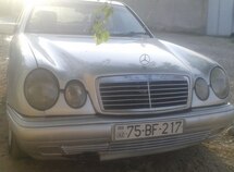 Mercedes E 300