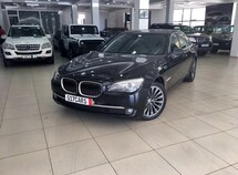 BMW 740