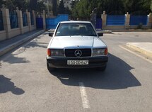 Mercedes 190