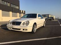 Mercedes E 320