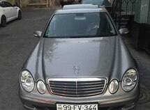 Mercedes E 220