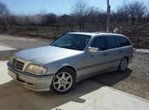 Mercedes C 200