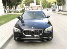 BMW 730