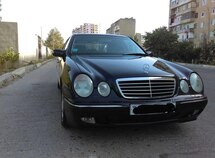 Mercedes E 270
