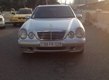 Mercedes E 220