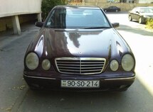 Mercedes E 220