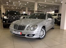 Mercedes E 220