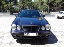 Mercedes E 240