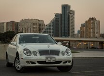 Mercedes E 320
