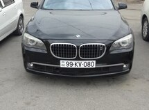 BMW 750