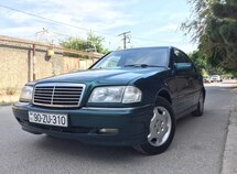 Mercedes C 180