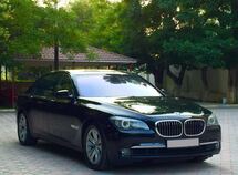 BMW 750