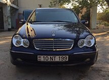 Mercedes C 320
