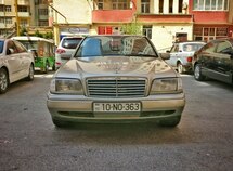 Mercedes C 180