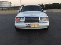 Mercedes E 300