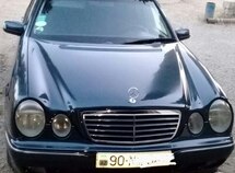 Mercedes E 270