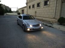 Mercedes E 270