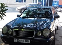 Mercedes E 230