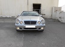 Mercedes E 220