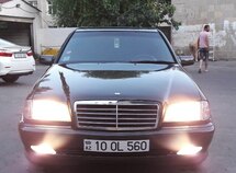 Mercedes C 180